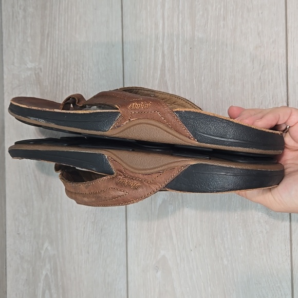 Olukai Men's Moko Brown Thong Leather Sandals Slide Shoes Sz 11 - Picture 8 of 11